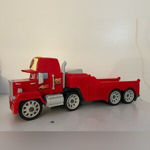 Disney Cars Shake N Go Mack hauler